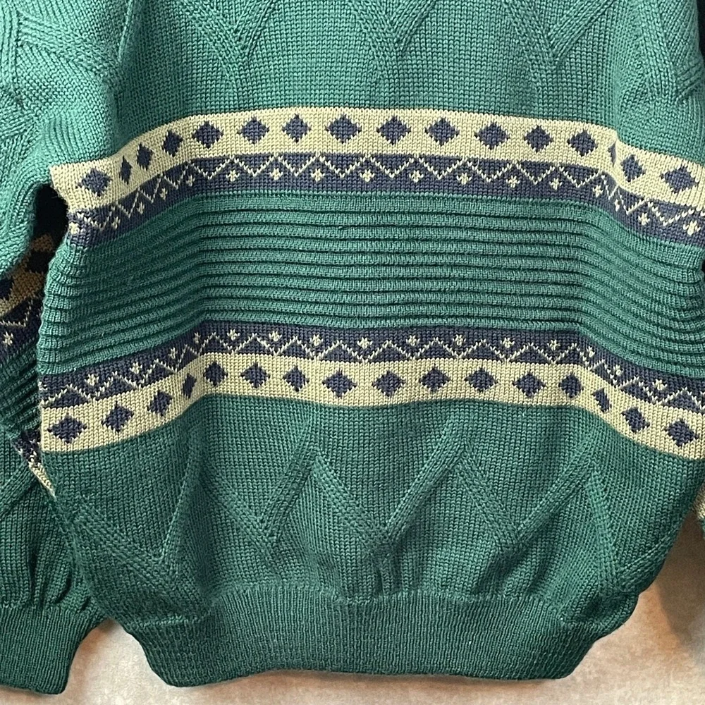 Aklanda Sweater Mens Medium Green Lions Crest Wool Made in Australia Vintage‎
